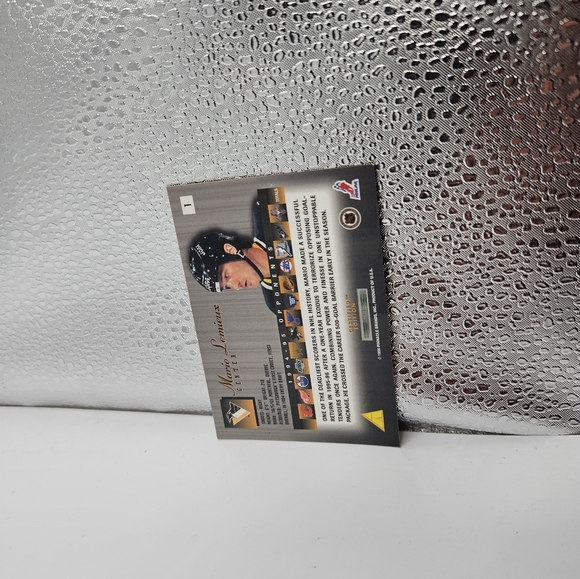 Lot of 3 Hockey Cards Holographic Mario Lemieux Pittsburgh Penguins - Picture 8 of 8